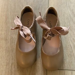 Girls Tap Shoes by Capezio